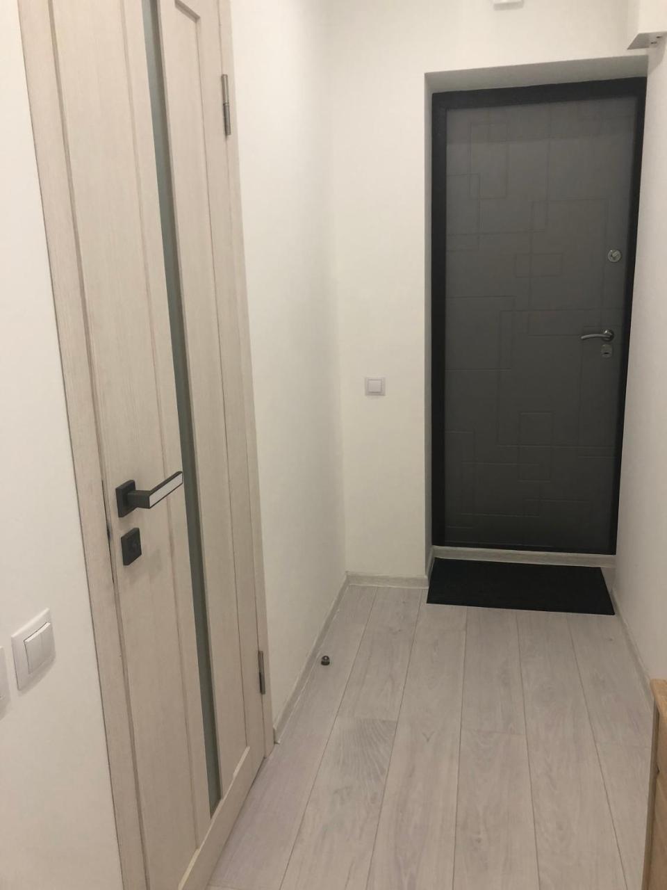 Gil Apartments, 38 Prospect Svobody ウージュホロド エクステリア 写真